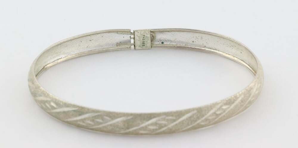 Sterling Silver Textured Bangle Bracelet 7 1/2" inch - Picture 3 of 7
